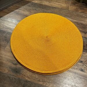 Pier 1 Imports placemats set of 5